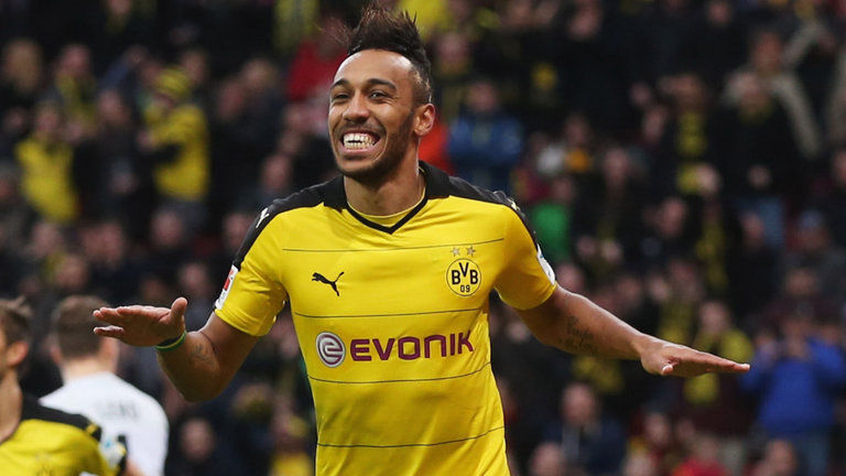 pes-2017-aubameyang-sara-l-ambassador-di-pes-league