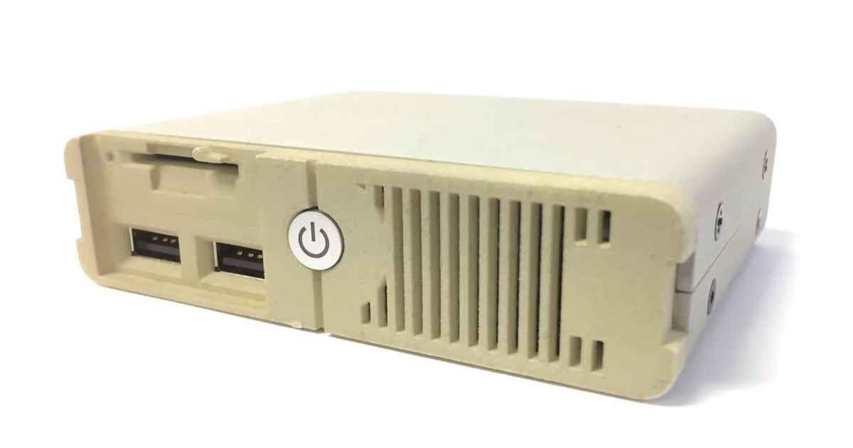 Immagine e design della nuova mini console PC Classic