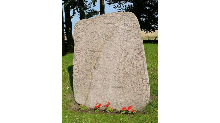 La pietra runica di Tullstorp - Scania, Svezia