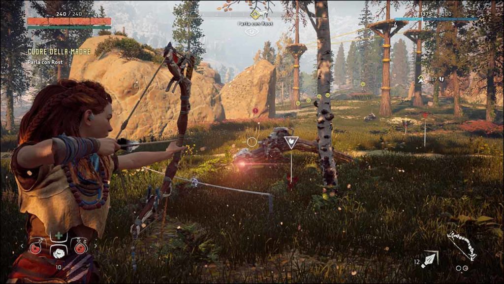 Schermata di Horizon: Zero Dawn su PC - Il giocatore tende l'arco per scoccare una freccia a una creatura meccanica