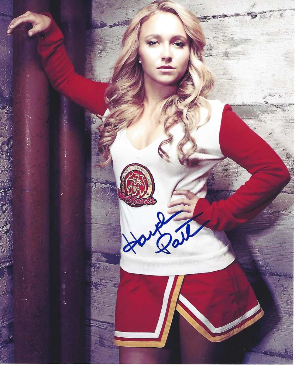 Hayden Panettiere nei panni della cheerleader Claire Bennet nella serie Tv Heroes.