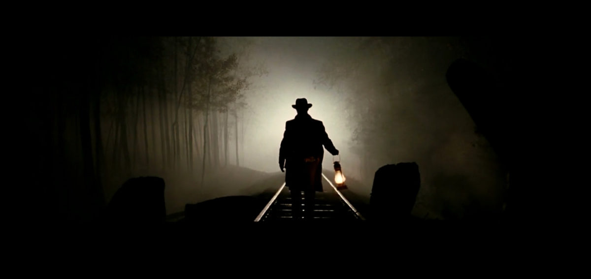 Immagine tratta dalle prime scene del film western “L’assassinio di Jesse James per mano del codardo Robert Ford”.