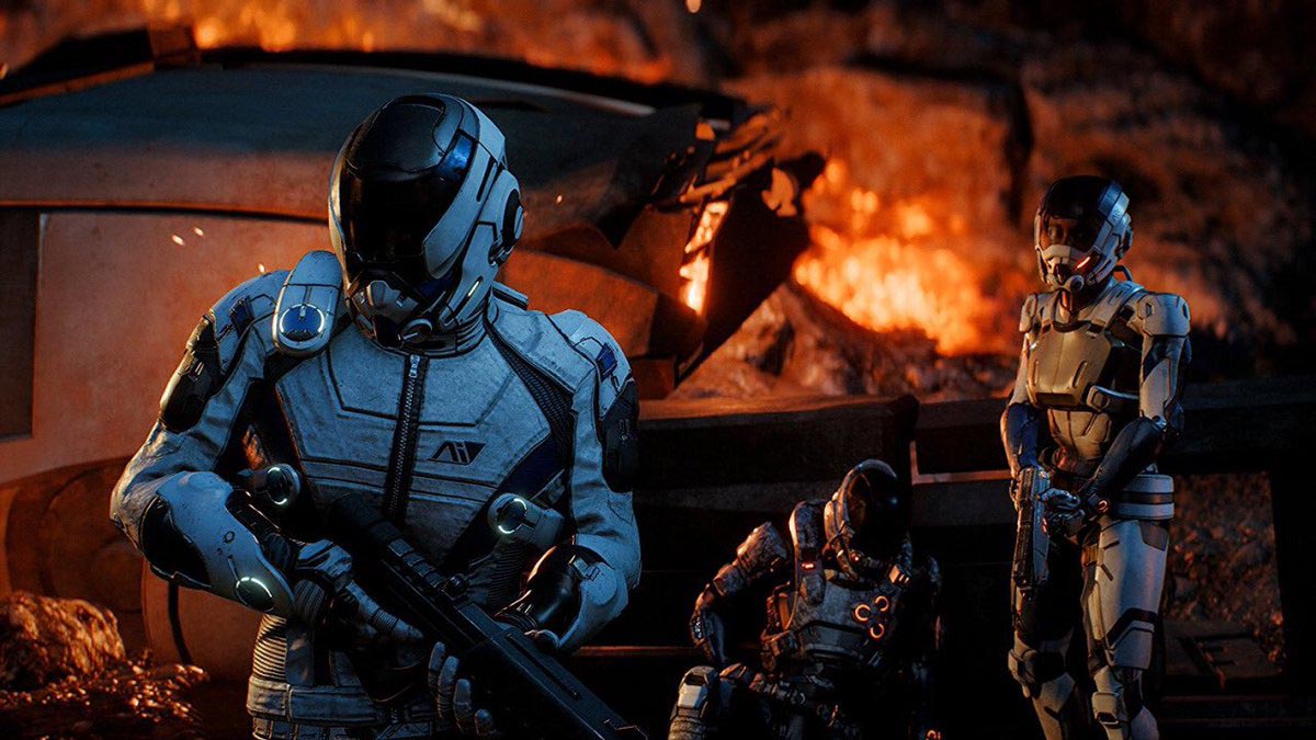Tre marine di Mass Effect sull'attenti dopo lo schianto della loro navicella