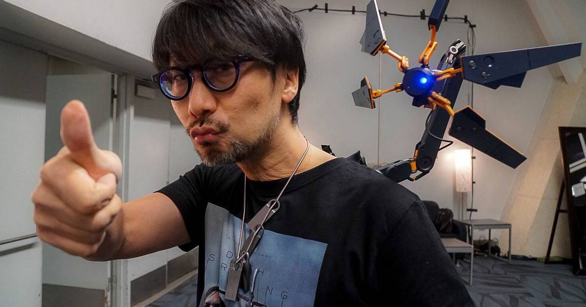 Foto di Hideo Kojima dentro gli studi di Kojima Production