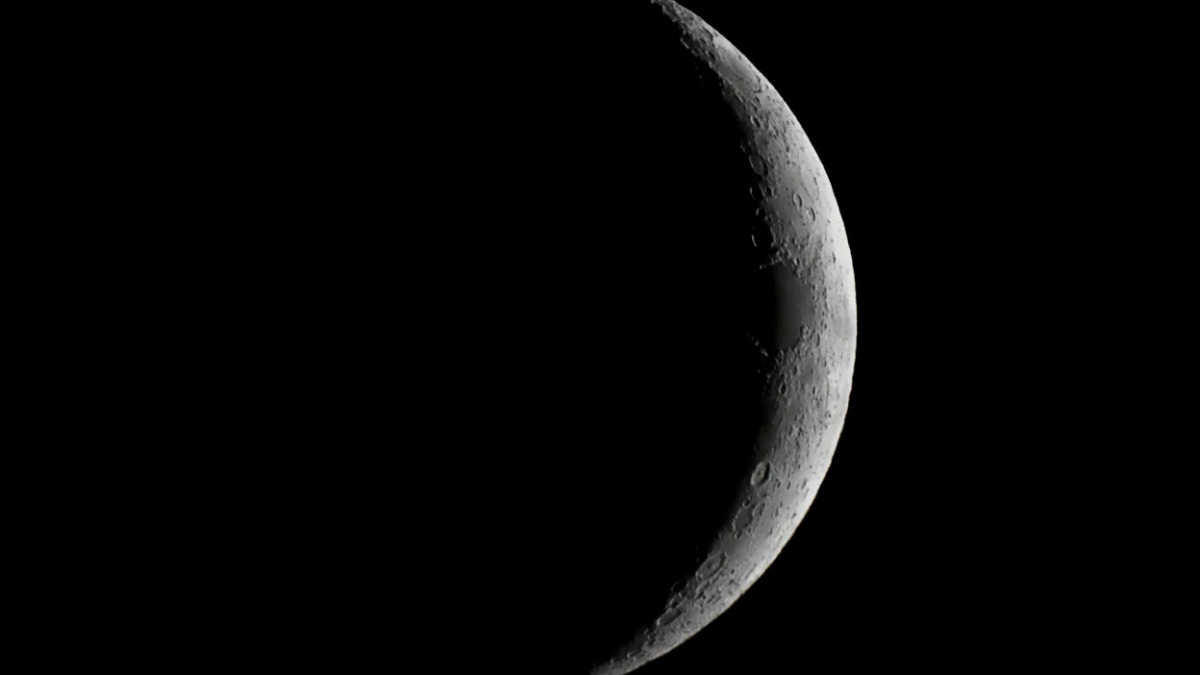 imagen de la luna.