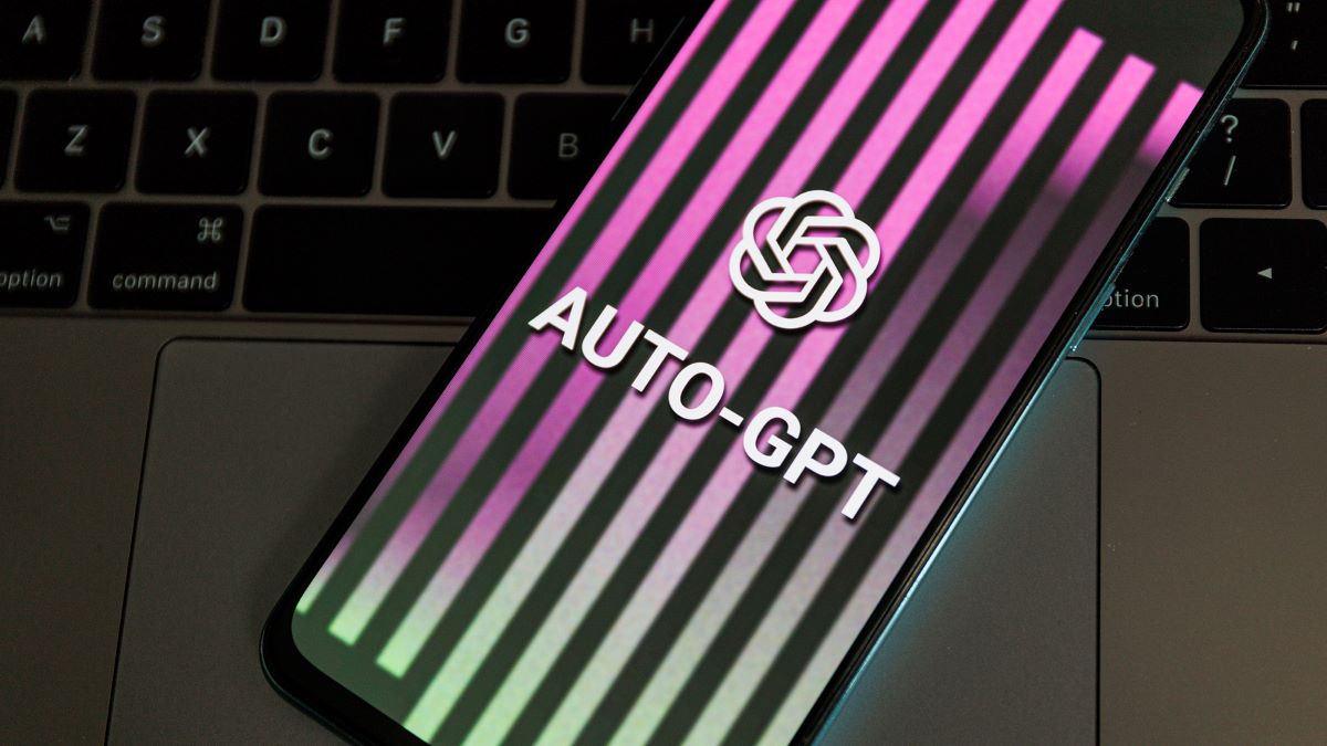Auto-GPT sullo schermo di uno smartphone