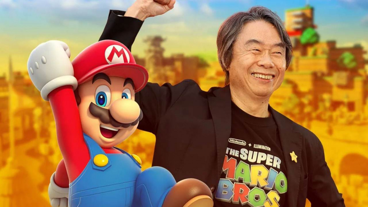 Collage con Miyamoto e Mario che alzano il pugno al cielo.