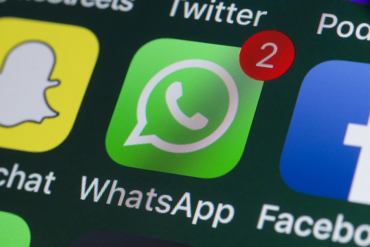 WhatsApp modifica messaggi
