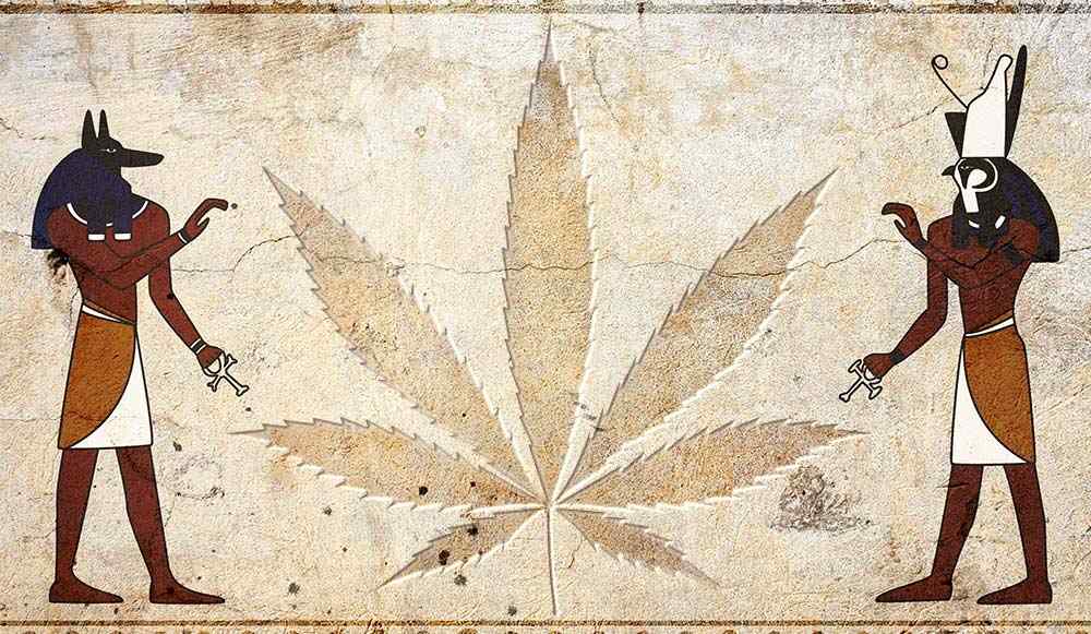 Divinità egizie con al centro l'immagine della cannabis