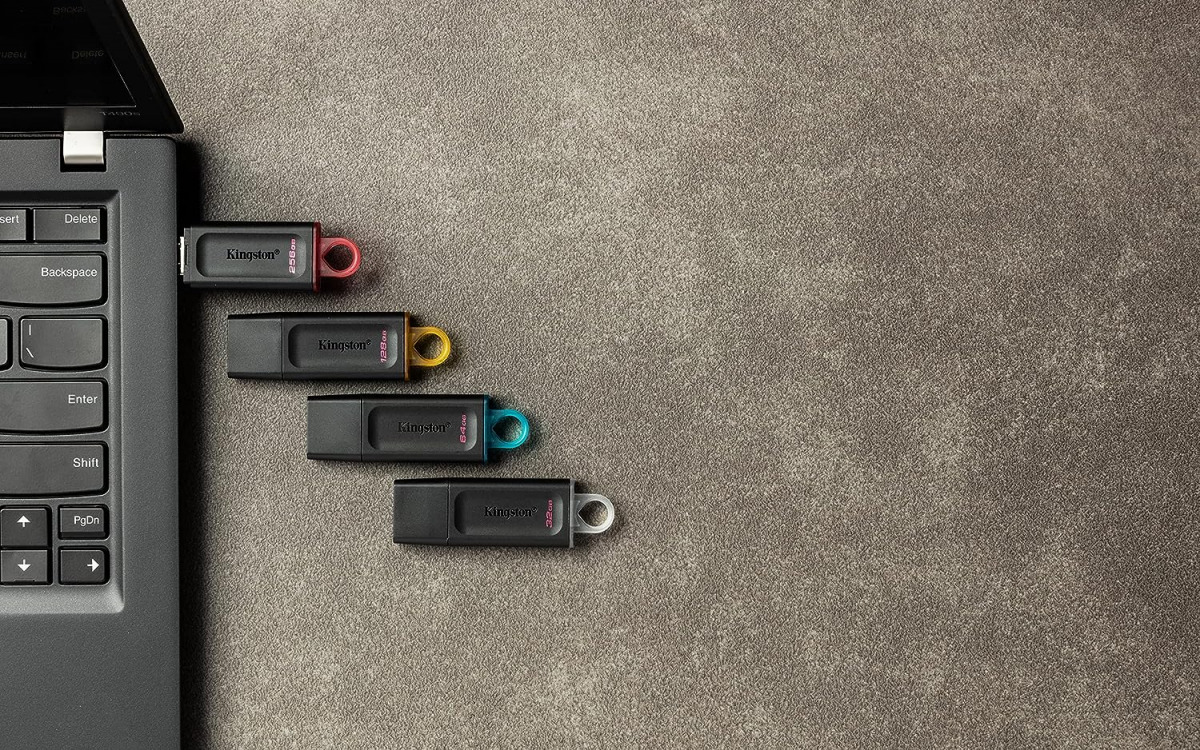 Chiavette USB Kingston disponibili in vari colori