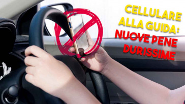 Pene durissime per chi sta al cellulare alla guida