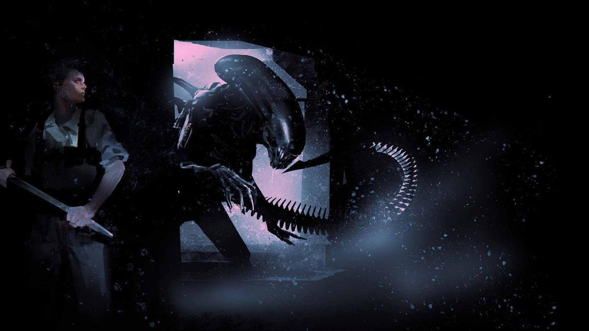 Un personaggio tende un agguato a uno Xenomorfo di Alien che entra in una stanza