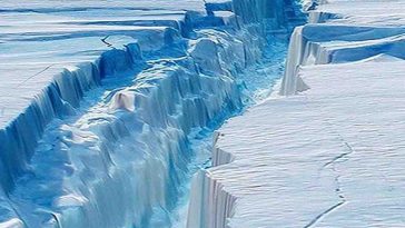 rotto l'iceberg più grande del mondo