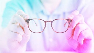 mettetevi gli occhiali