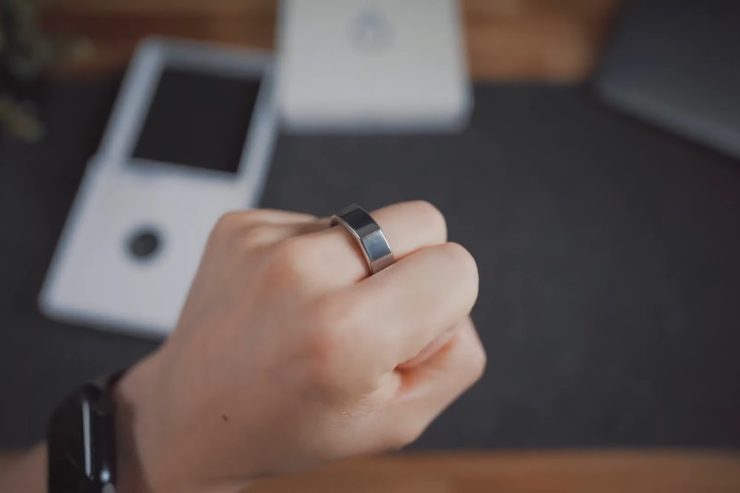 Samsung anello smart batteria quasi infinita