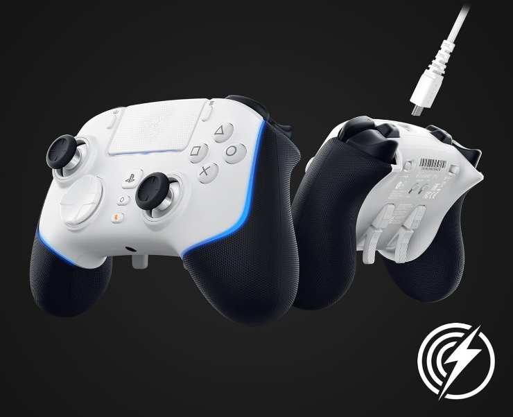 un controller da ambo i lati con il suo filo di ricarica