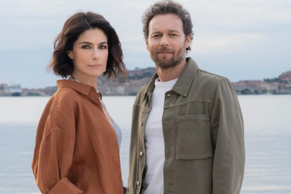 Le onde del passato, tutto sulla nuova fiction di Canale 5: data, trama