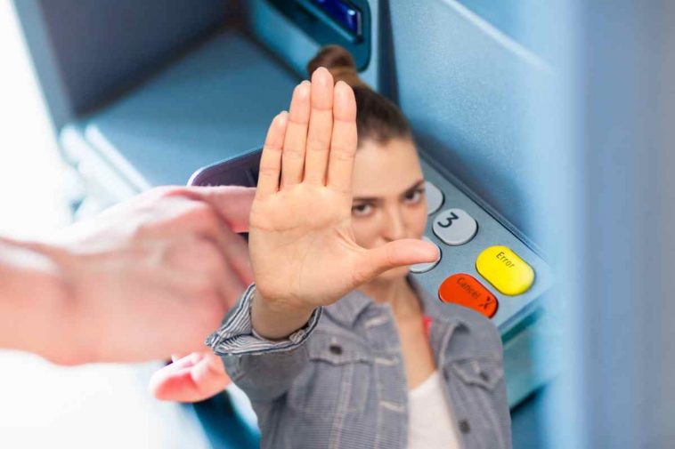 sportello bancomat no scontrino