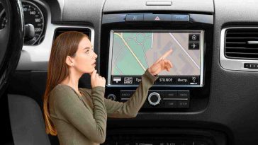 cruscotto auto donna