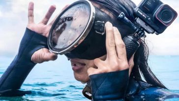 sub con action cam in mano