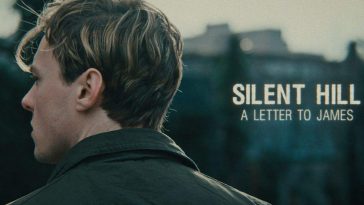 un uomo di spalle su un panorama urbano grigio con la scritta "Silent Hill"