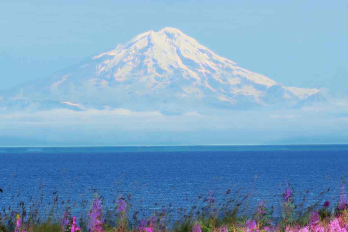 vulcano in alaska