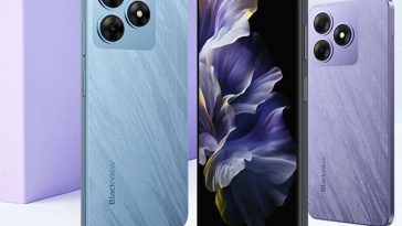 Tre smartphone blackview in tre colorazioni diverse, messi in piedi