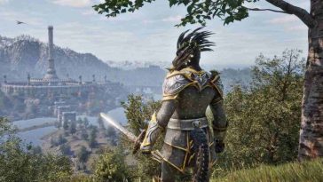 screenshot di The Elder Scrolls IV: Oblivion remastered con personaggio rettile in armatura e lancia in mano che guarda una città da lontano