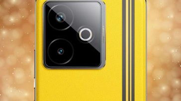 vista posteriore del Realme GT 7T giallo su sfondo oro