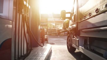 Rifornimento di un camion