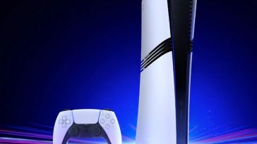 playstation 5 pro su sfondo blu e fasci luminosi