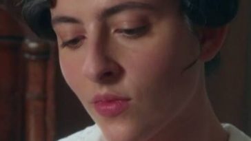 Vera de La Promessa con espressione preoccupata