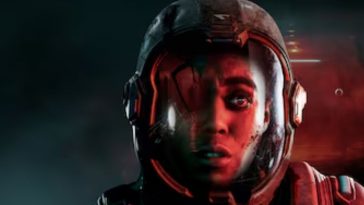 astronauta donna spaventata