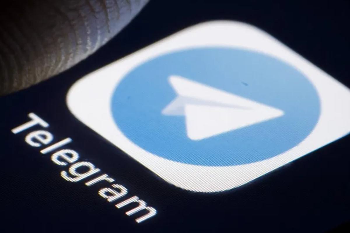 Icona di Telegram sul telefono