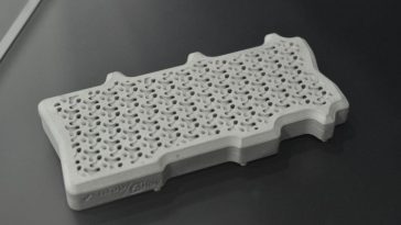 dissipatore grigio cn buchi sopra