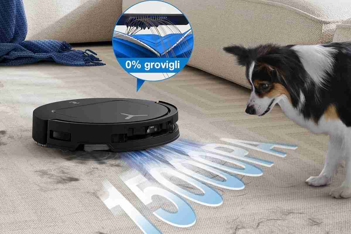 ECOVACS DEEBOT T50 OMNI con potenza 15000 pa con cane che annusa vicino divano