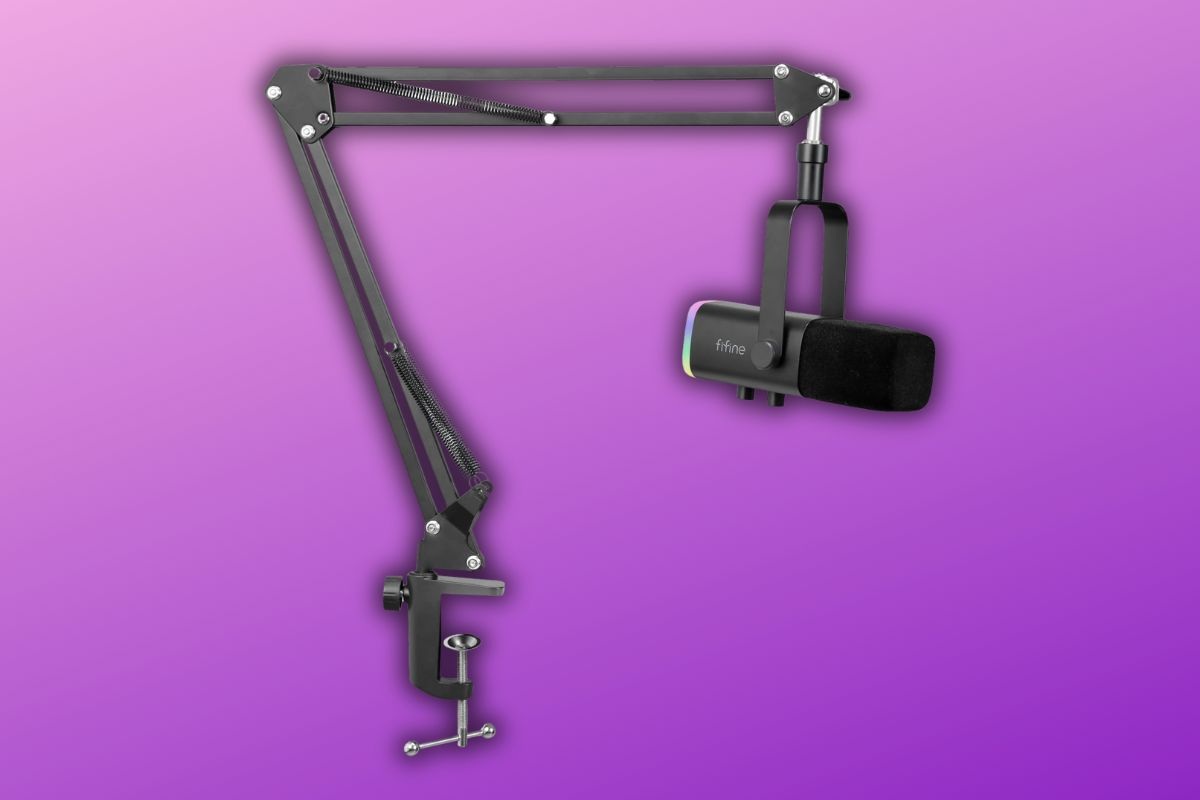 microfono con asta di ferro