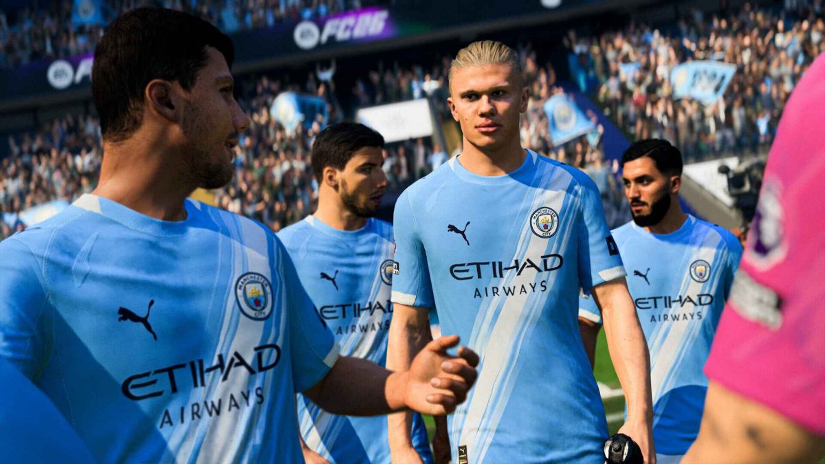 La squadra del Manchester City discute in campo