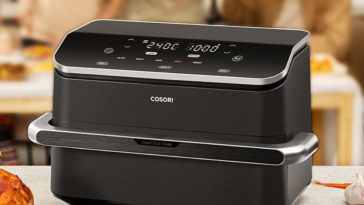 friggitrice ad aria Cosori appoggiata sul tavolo con ingredienti intorno