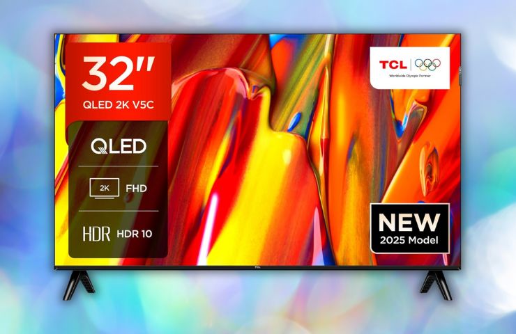 tcl tv su sfondo colorato