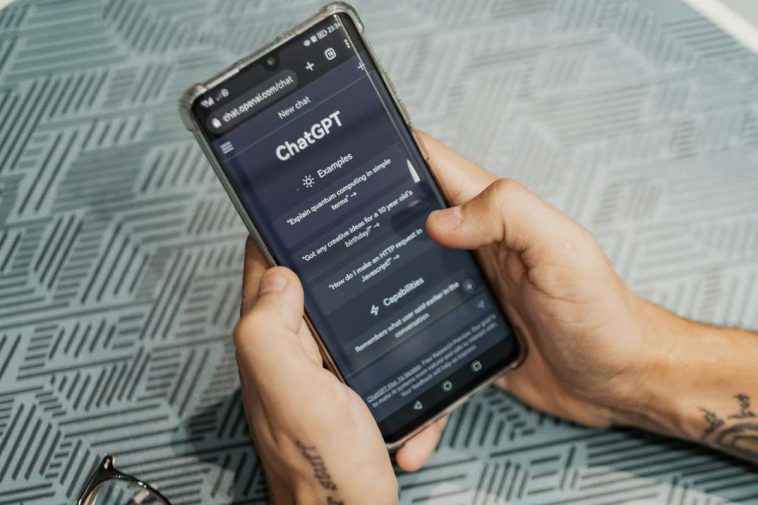 ChatGPT su uno smartphne