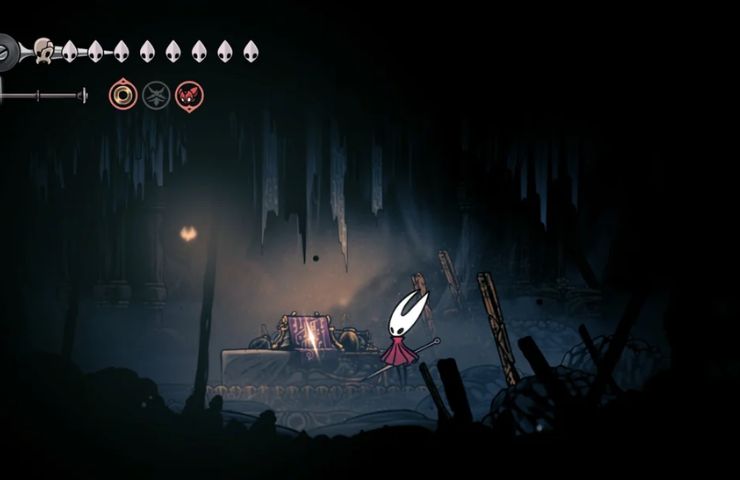 screenshot di hollow knight silksong con hornet davanti a tavolino di farfleto