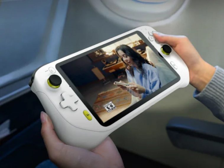 persona che sta utilizzando logitech g cloud in aereo