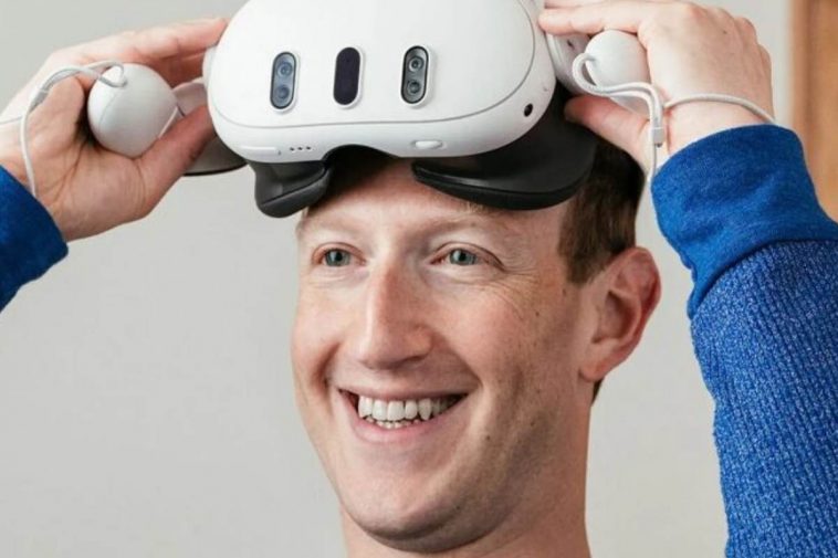 Zuckerberg che prova i visori AR di Meta