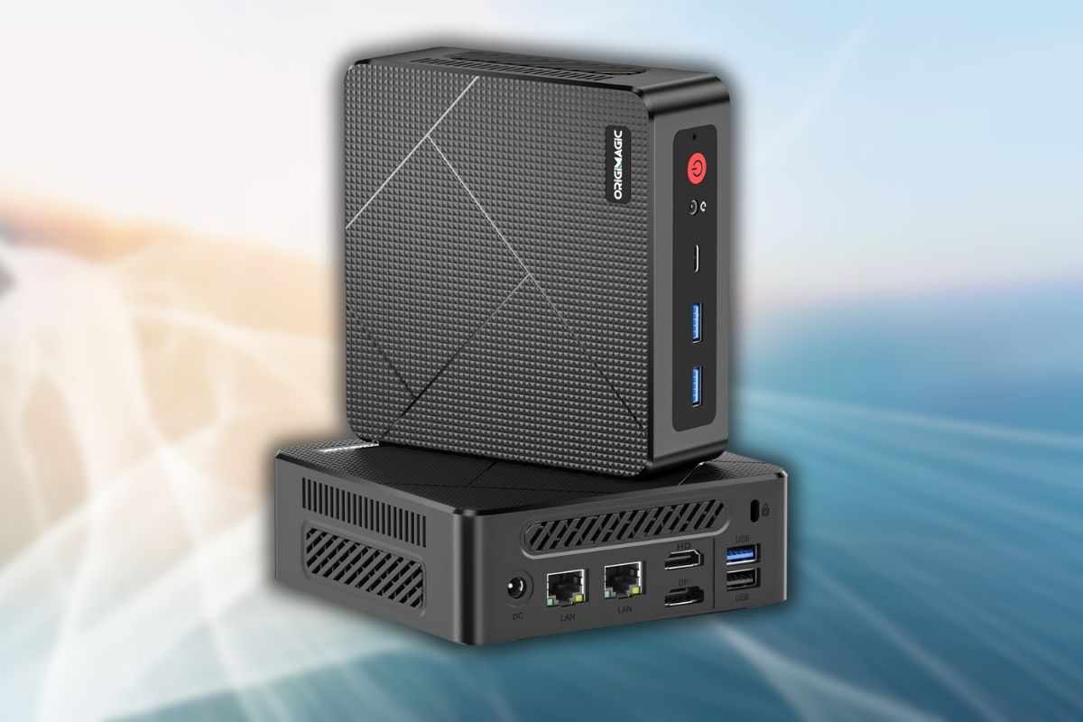 origimagic C4 Mini PC steso e in piedi