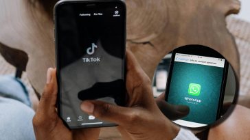 La app TikTok su un telefono e, in evidenza, il logo di WhatsApp