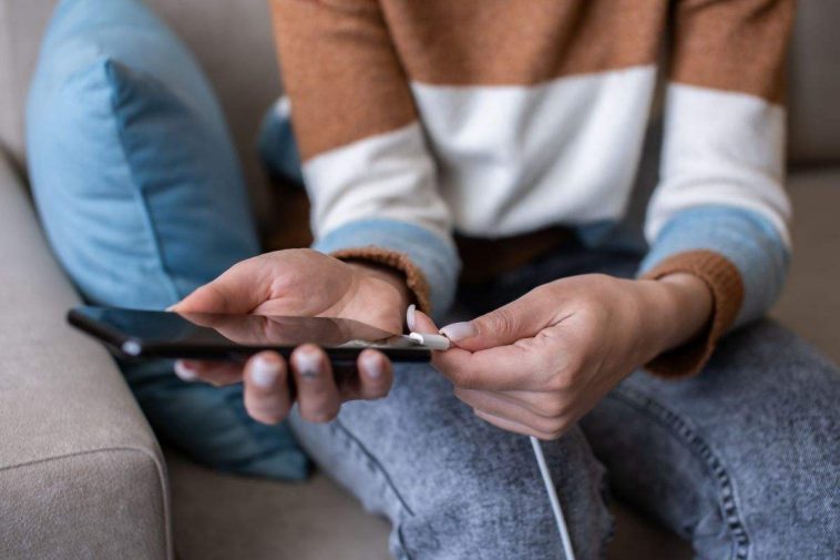 Smartphone in carica