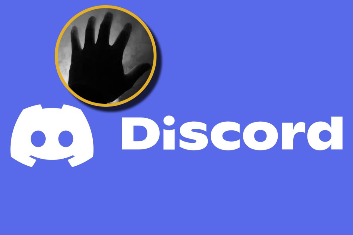 Logo della piattaforma Discord e, in evidenza, una mano che emerge dal buio