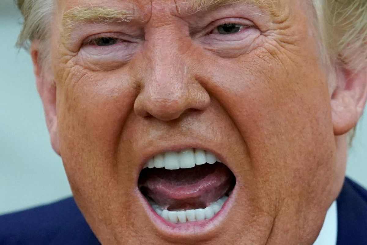 Donald Trump che grida