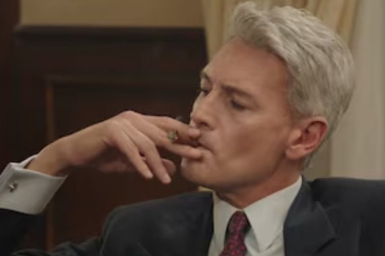 Umberto Guarnieri fuma il sigaro